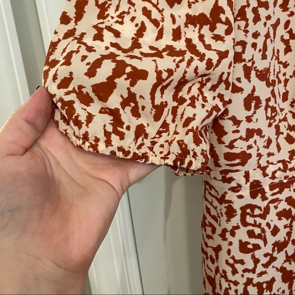 CABI Terra Cotta & Cream Patterned Dress with Ruffle Hem - Picture 6 of 10